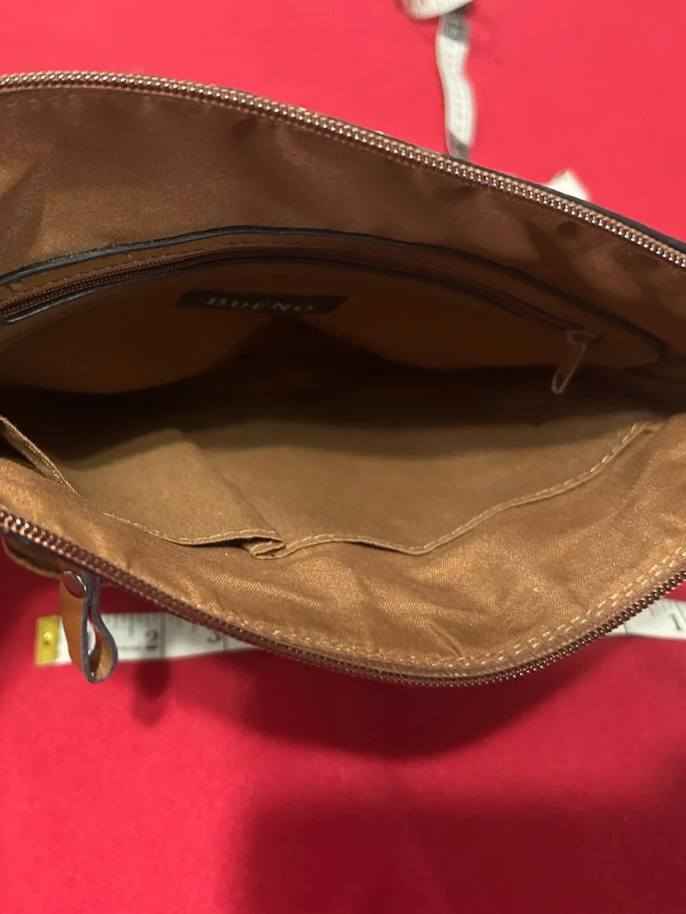Men's Tan Leather-Texture Messenger Crossbody Bag - Casual Everyday Carry Bueno